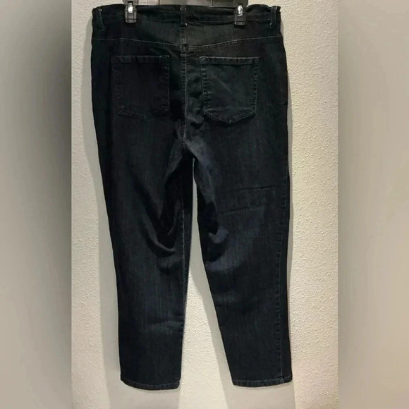 Gloria Vanderbilt Women's Classic Amanda High Rise Jean Size 16 Dark Wash - Picture 2 of 7